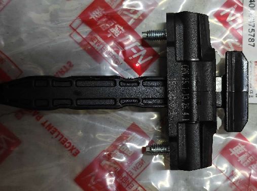 テスラ モデルY リアドア チェックストラップ 1500684-00-B 20x10x5cm ブラック