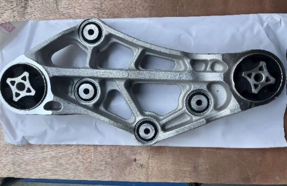 Tesla Model X トルク反力アーム 1500 N*m SDU-F 2015-2021