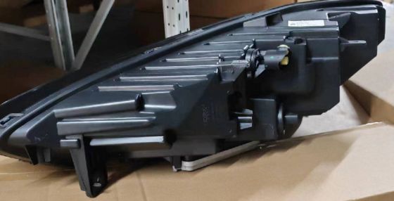 テスラ モデル X LED 1034317-00-C ヘッドランプ 右 LH ドライバー 2015-2019